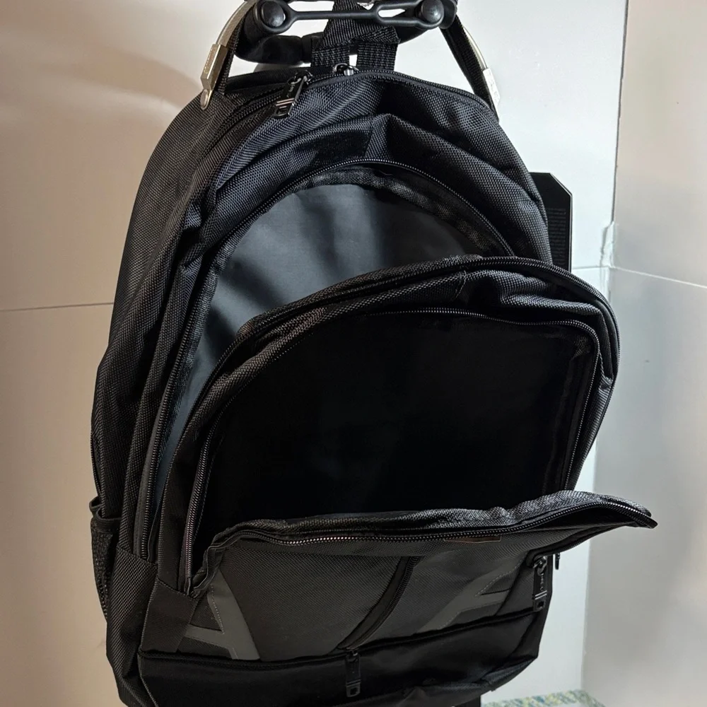 Dukap Eminent Laptop Backpack, Black, NWT